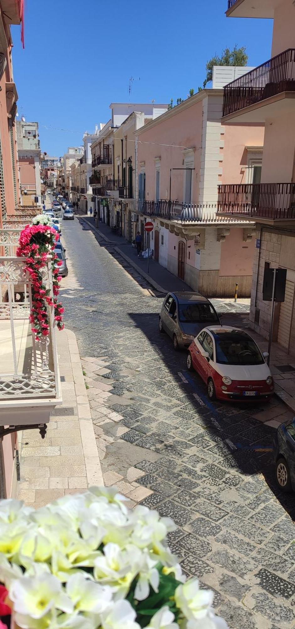 Dimora Della Marchesa - Al Duomo Leilighet Manfredonia Eksteriør bilde
